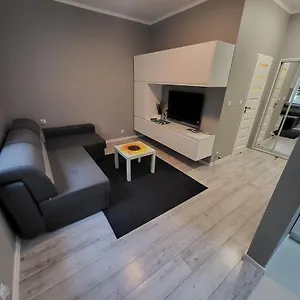 Apartament 1 